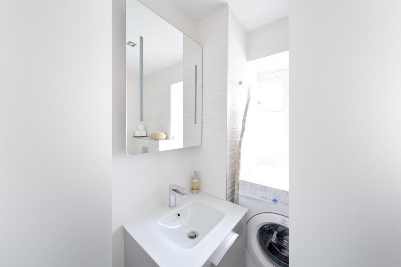 Helder Cozy Studio In Hyper-Center Biarritz Bagian luar foto