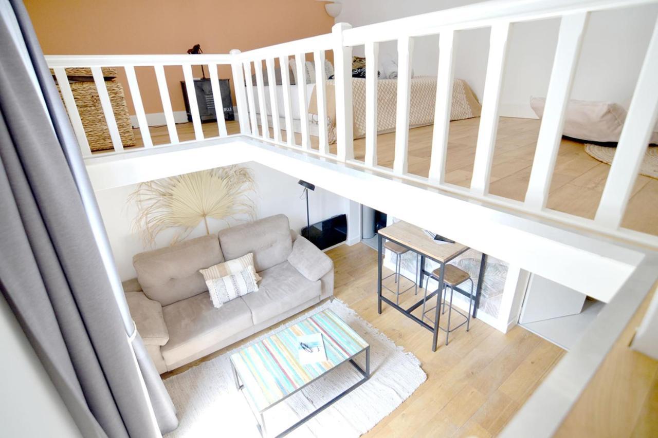Helder Cozy Studio In Hyper-Center Biarritz Bagian luar foto